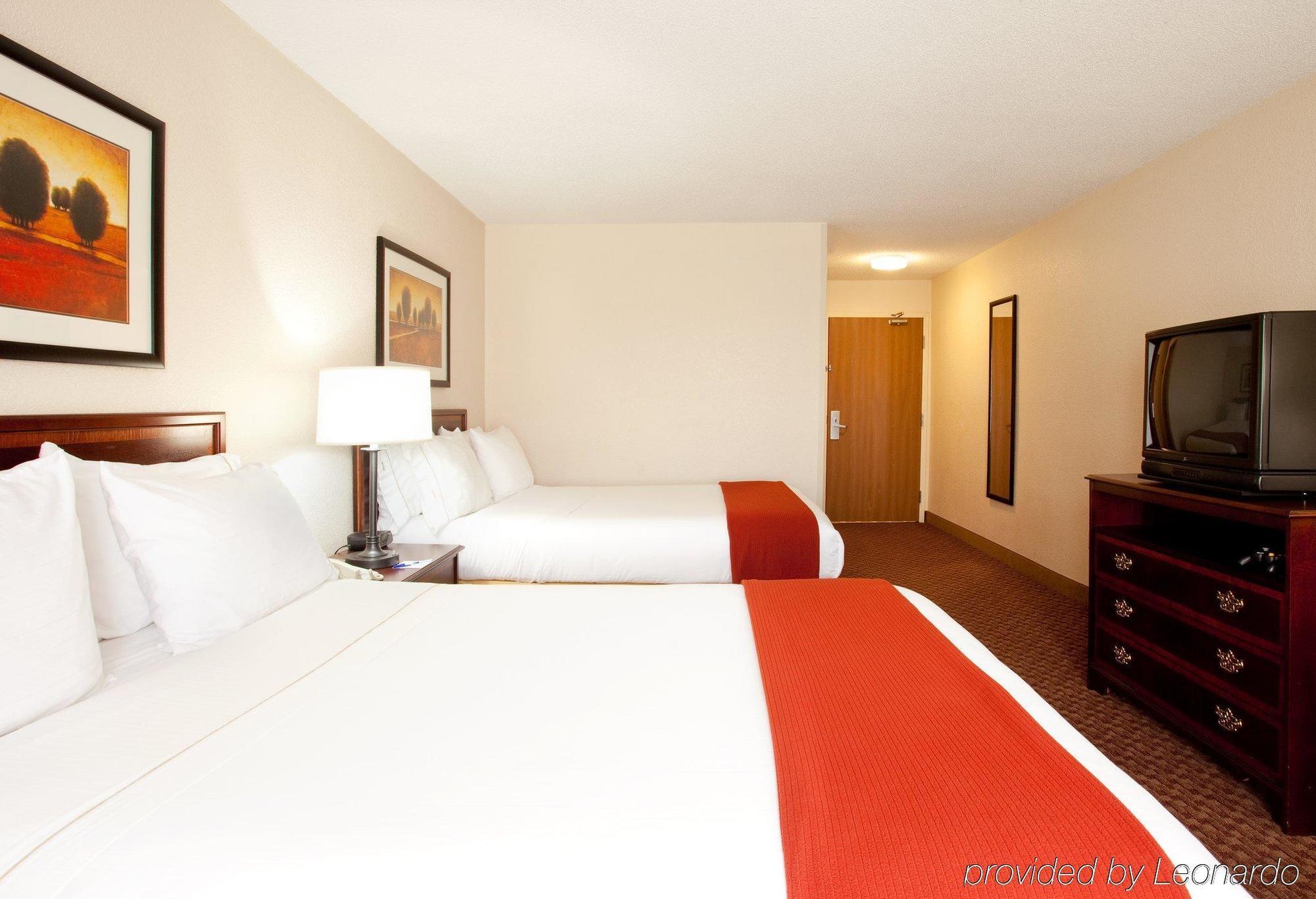 Baymont By Wyndham Merrillville Zimmer foto