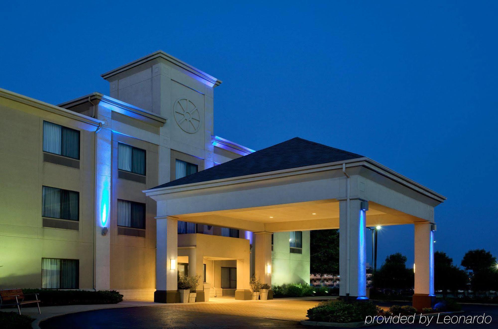 Baymont By Wyndham Merrillville Exterior foto