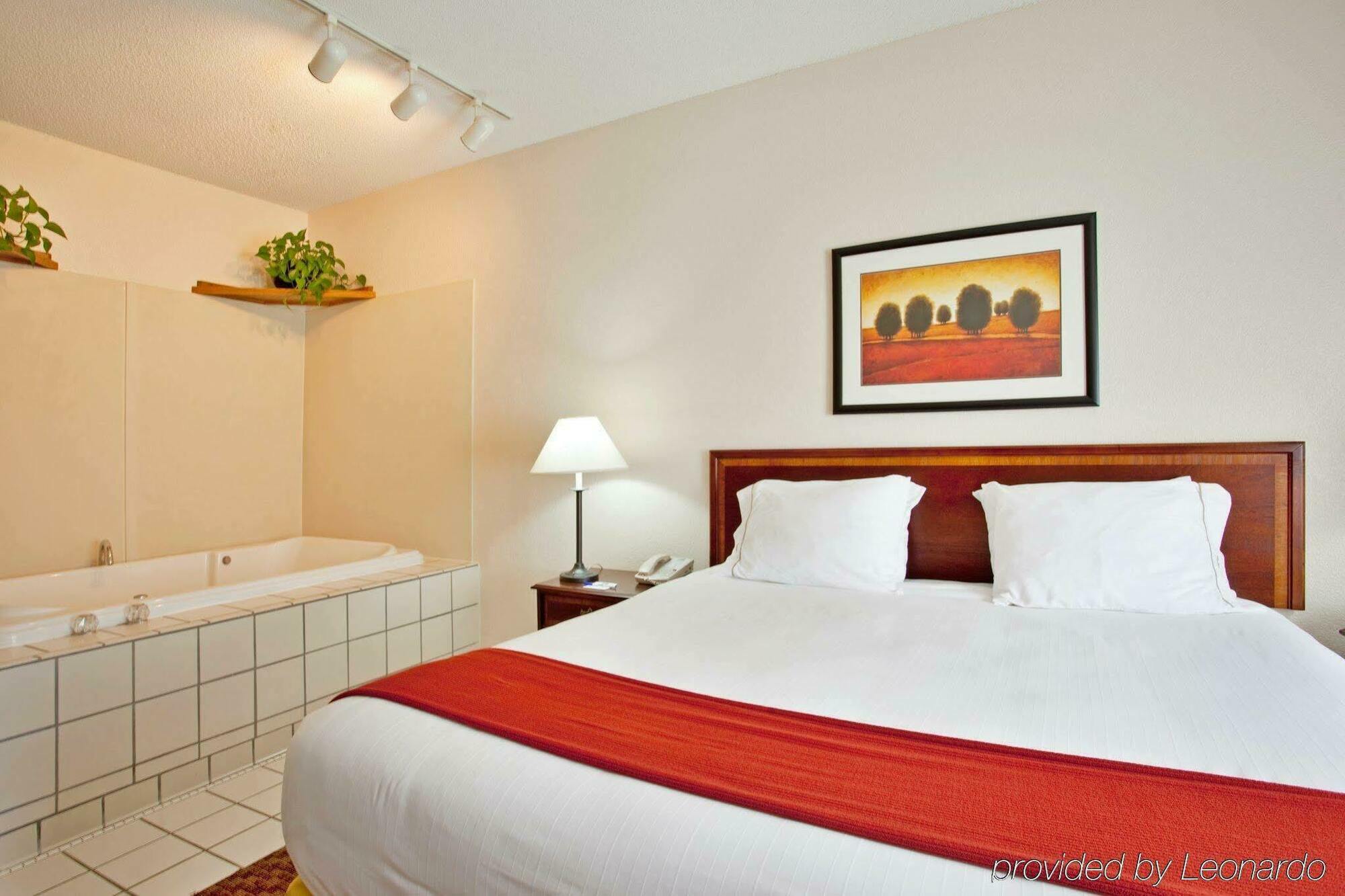Baymont By Wyndham Merrillville Zimmer foto